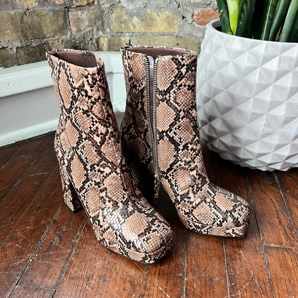 Snakeskin Platform Boots (Women’s 9)